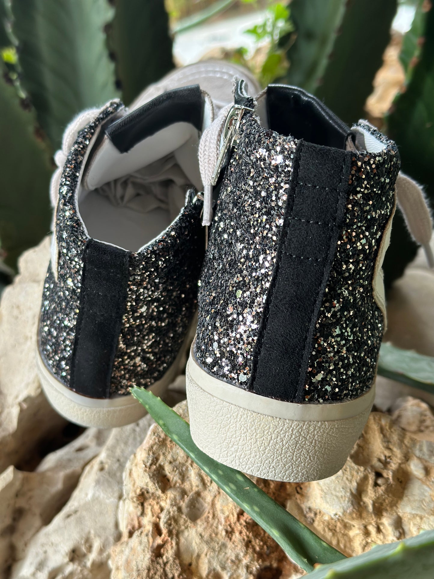 SNEAKERS CHIARA LENTEJUELAS NEGRO