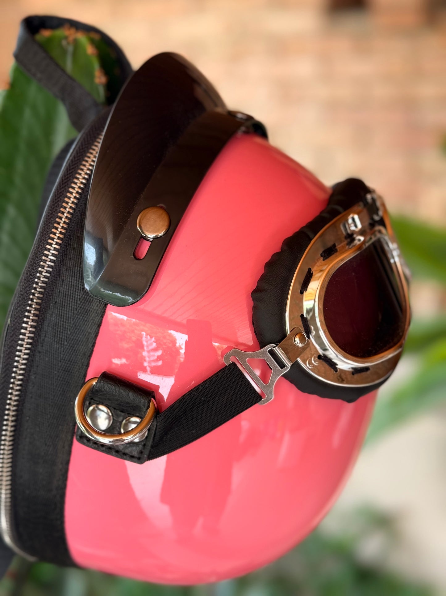 BOLSO-MOCHILA CASCO ROSA