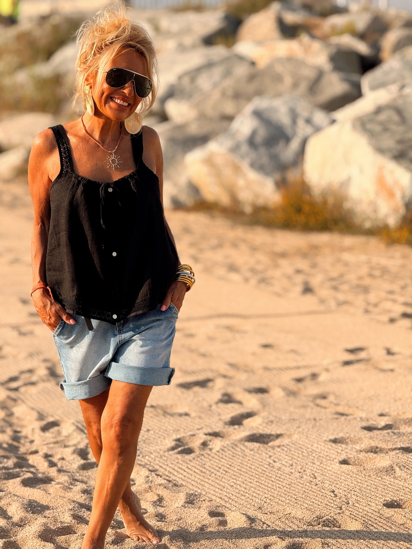 SHORT VAQUEROS CON CINTURÓN TEJANO