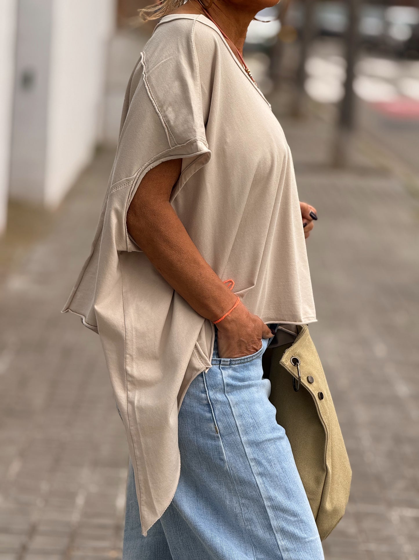 CAMISETA ASIMÉTRICA SACHA MULTICOLOR