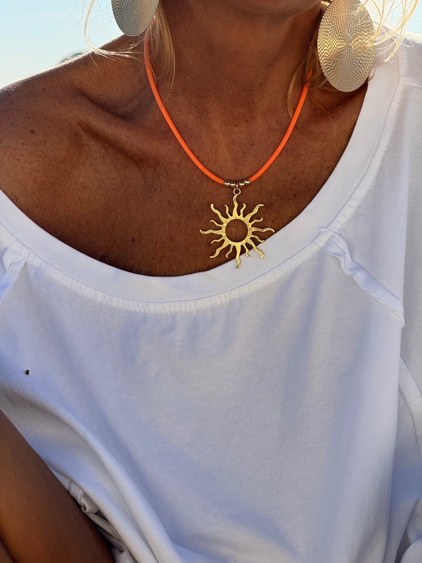 COLLAR GOMA SOL ☀️ MULTICOLOR