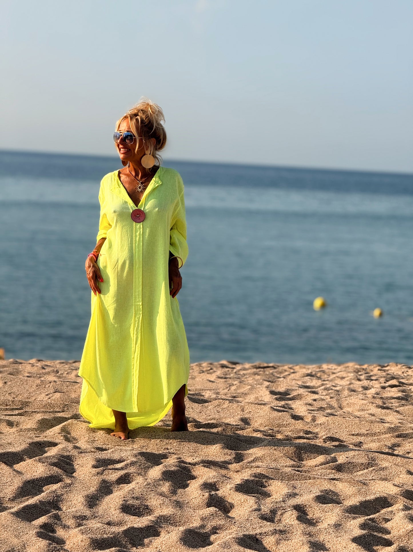 VESTIDO CON BOTONES MULTICOLOR