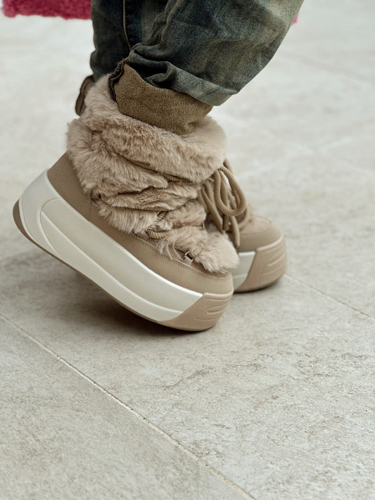 BOTAS PELO SINTÉTICO LUISI BEIGE