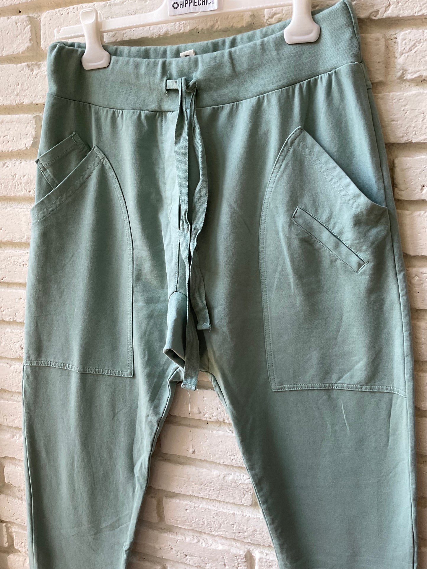 PANTALÓN BAGGY OVERSIZE SORAYA VERDE