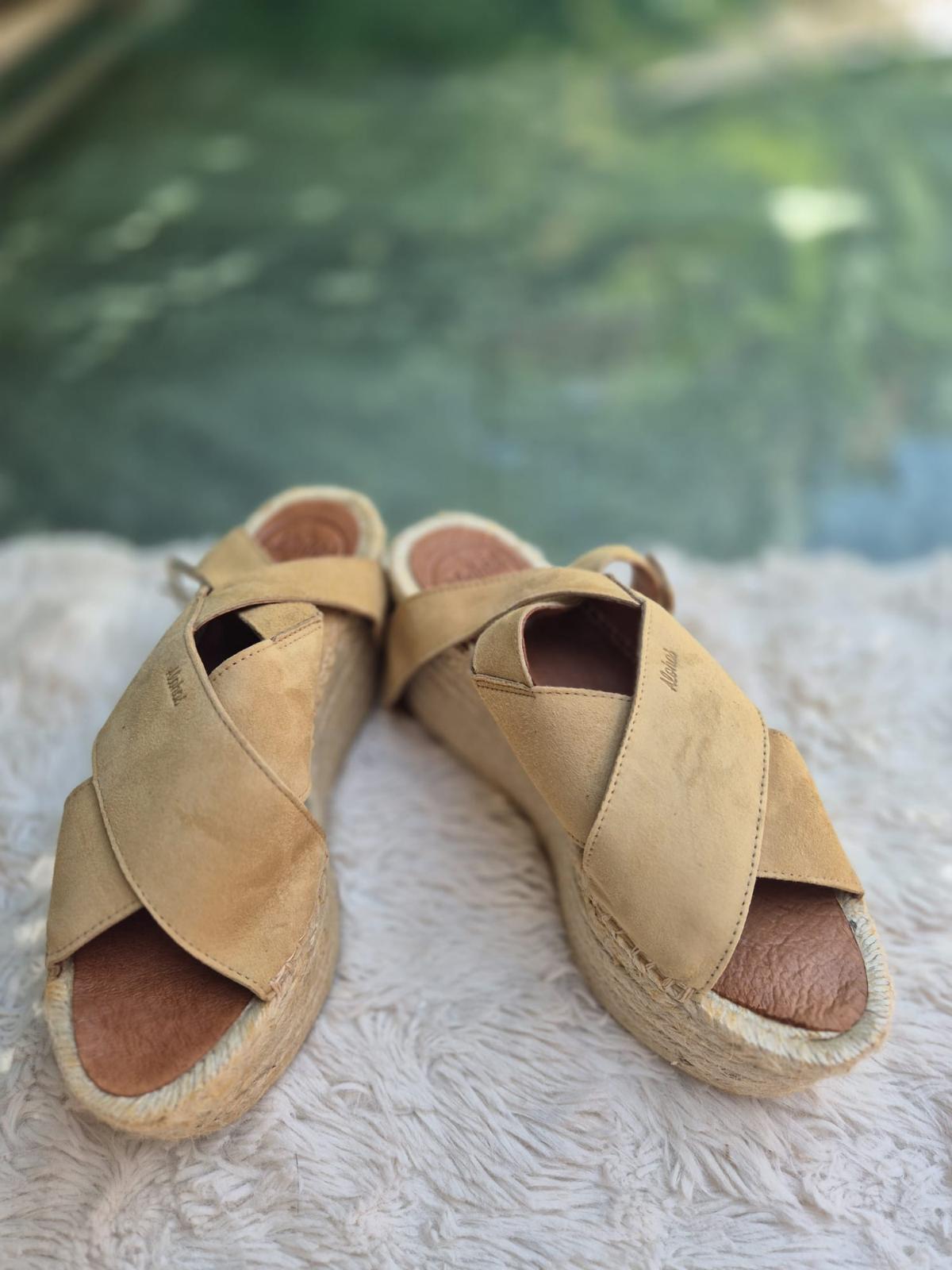 SANDALIA PLATAFORMA ALOHAS