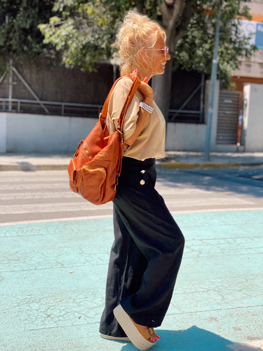 PANTALÓN CON BOTONES DORADOS ELISA NEGRO