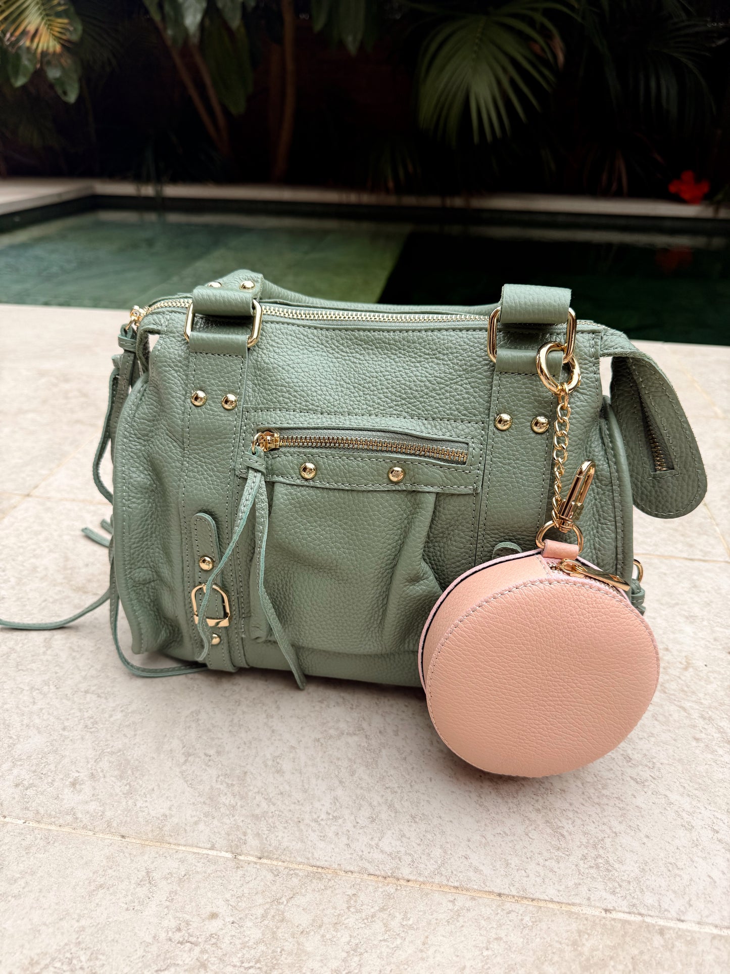 MONEDERO-LLAVERO REDONDO POLIPIEL MULTICOLOR