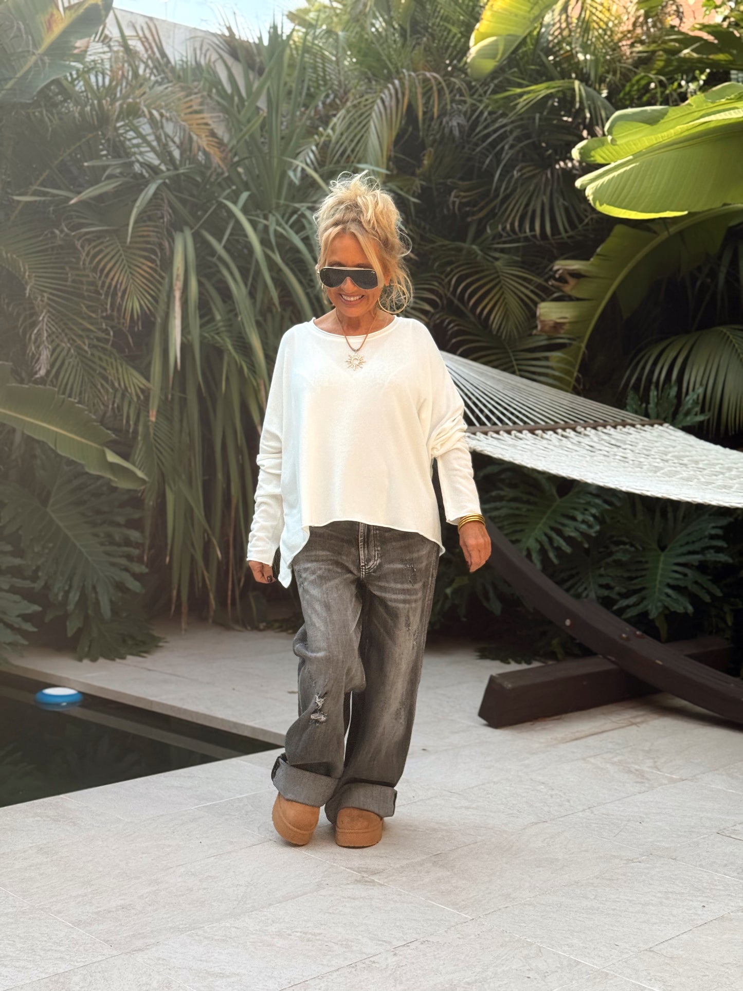 CAMISETA DESGASTADA OVERSIZE DANI MULTICOLOR