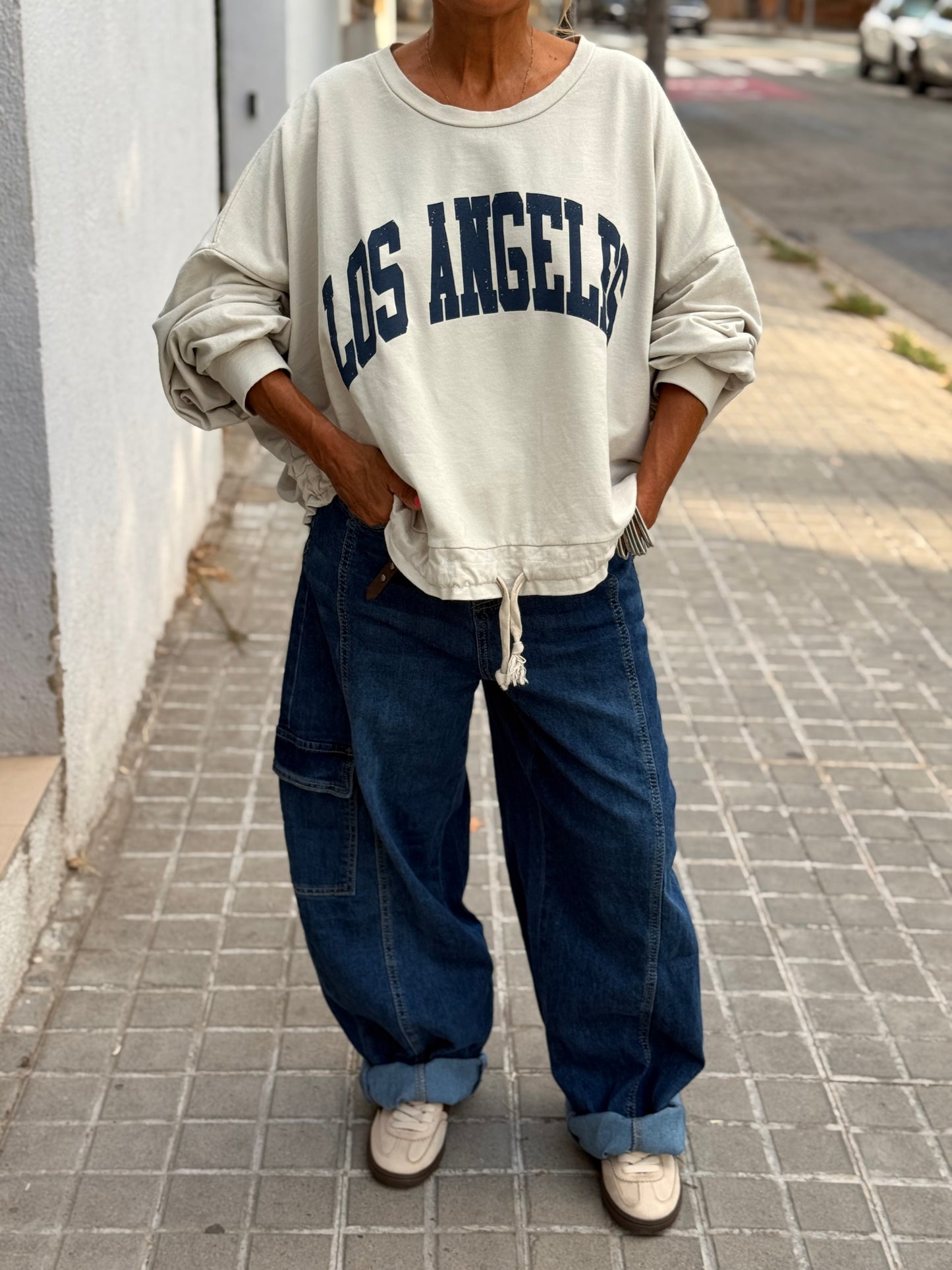 JEANS VAQUEROS CON BOLSILLO Y CINTURÓN 826125JC TEJANO
