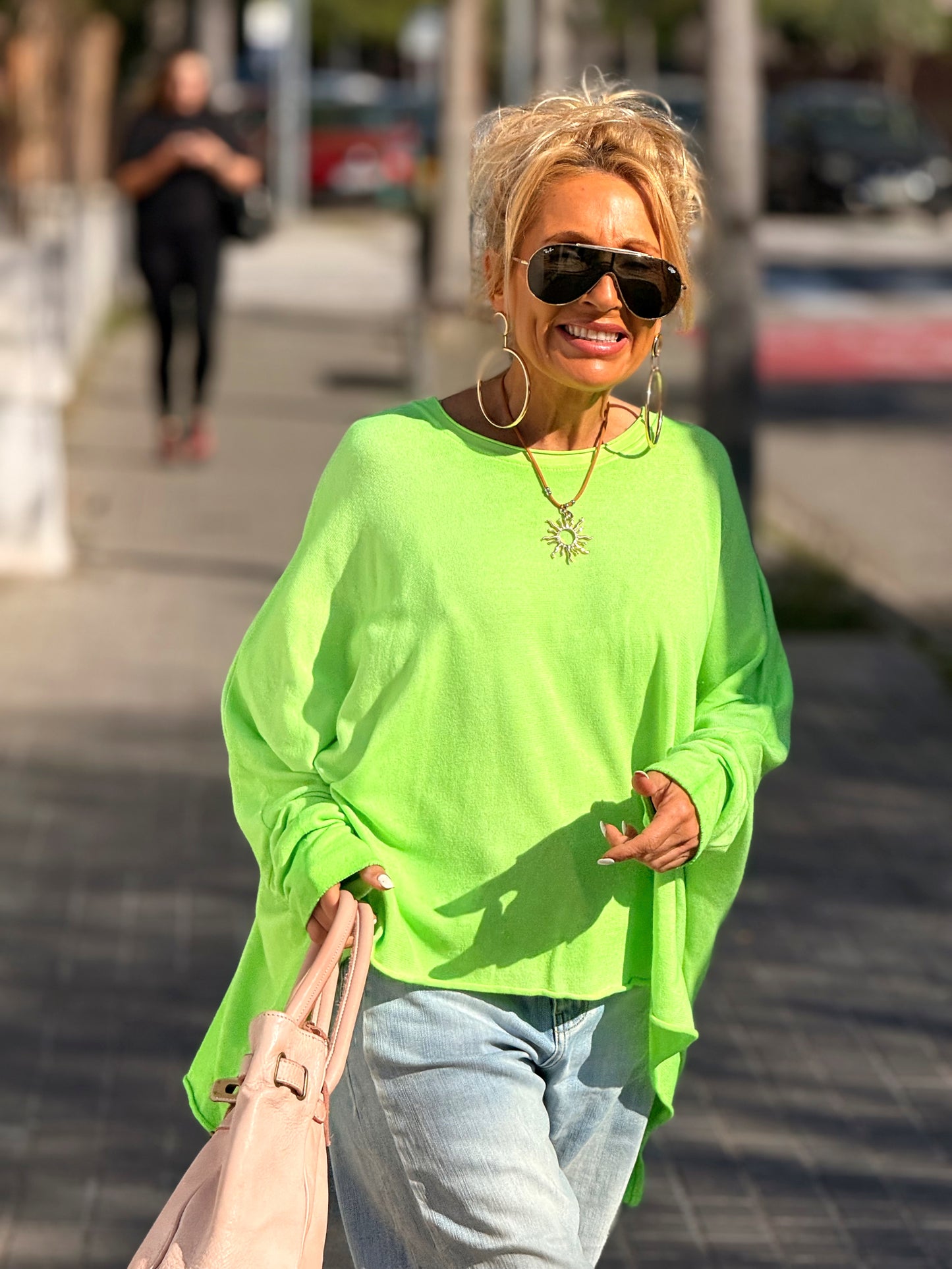 CAMISETA-SUDADERA SUPER OVERSIZE DANI NÉON MULTICOLOR
