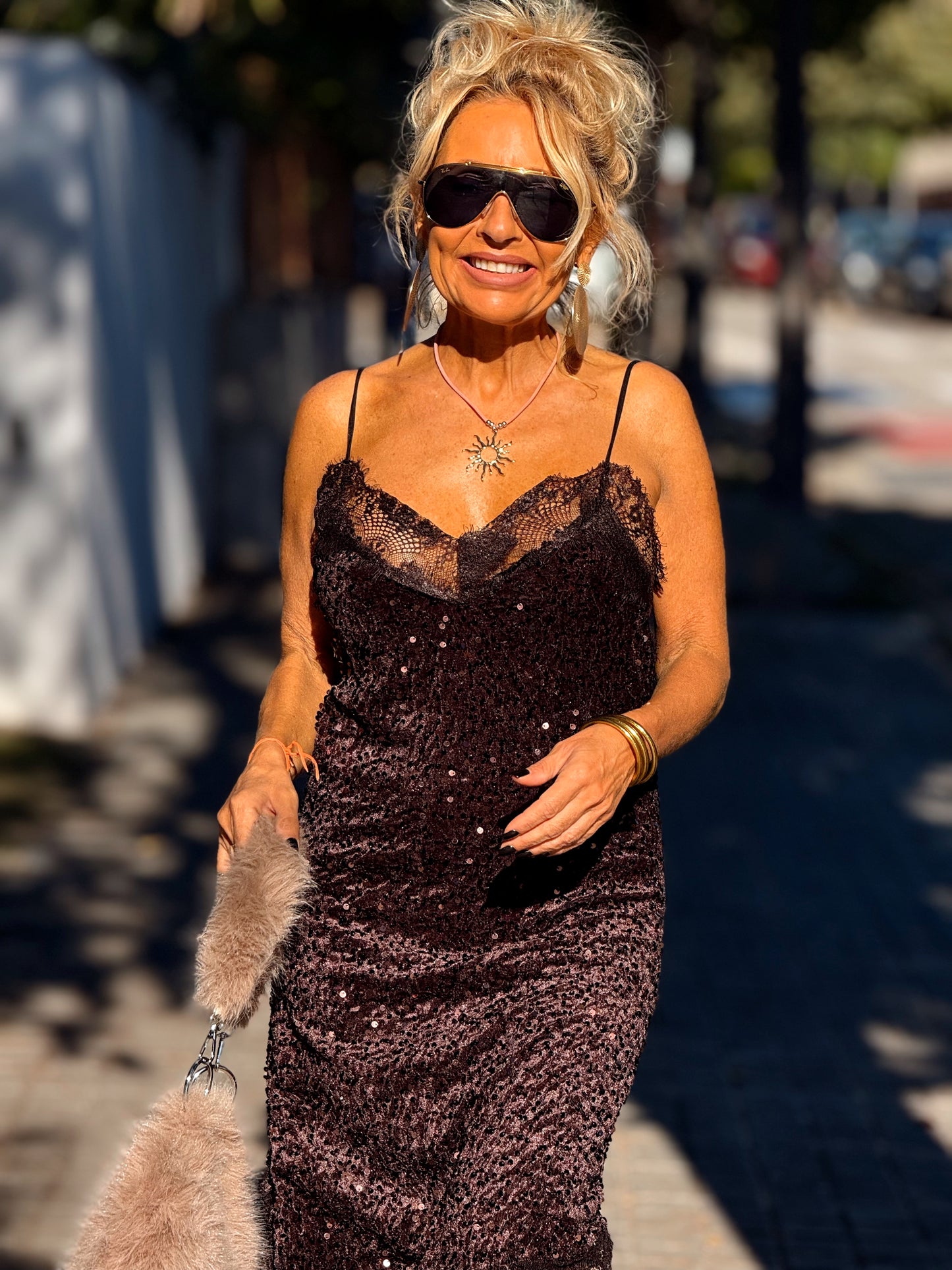 VESTIDO LENTEJUELAS MARRÓN