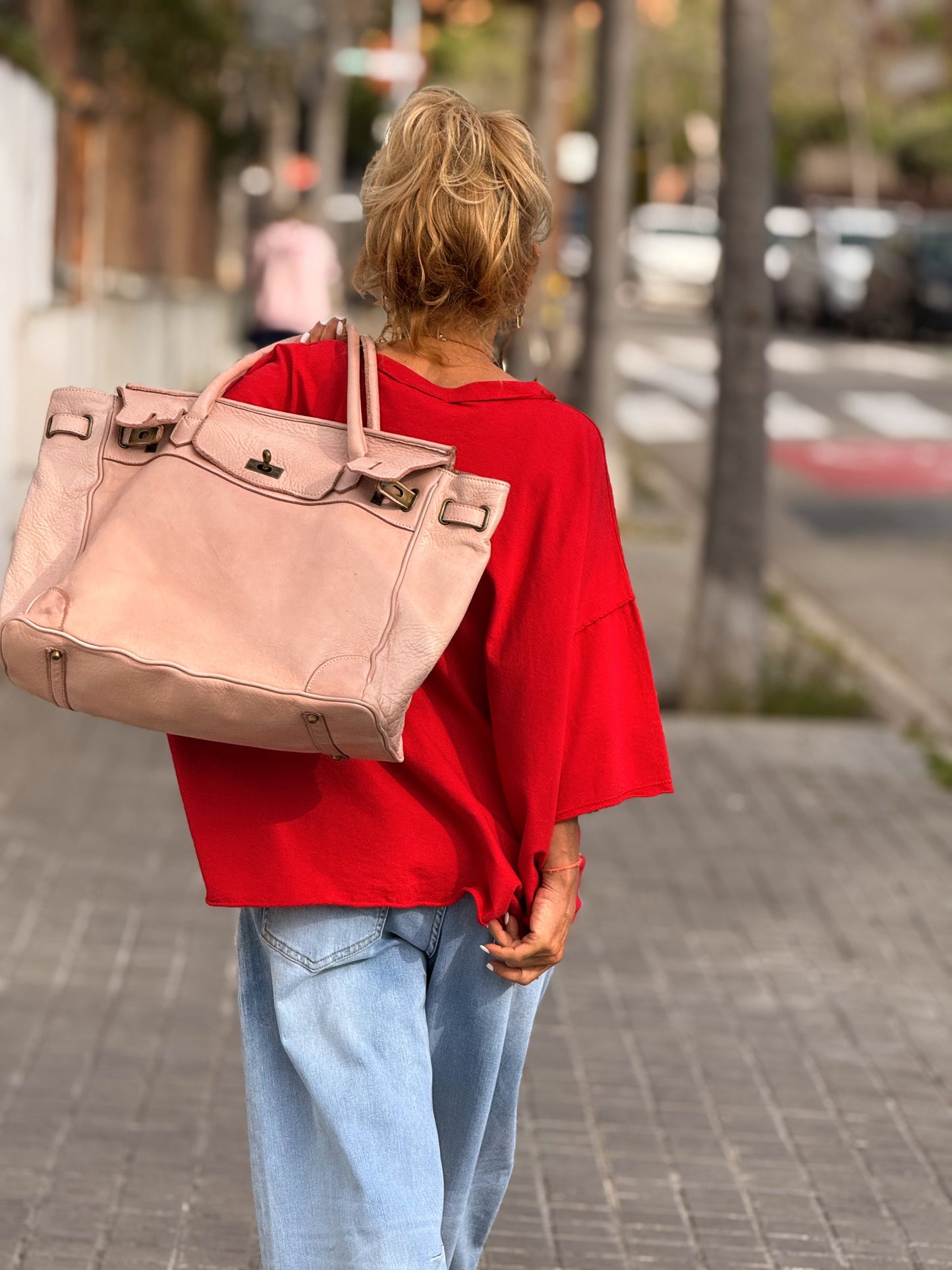CAMISETA SUPER OVERSIZE DESGASTADA MALIBU MULTICOLOR