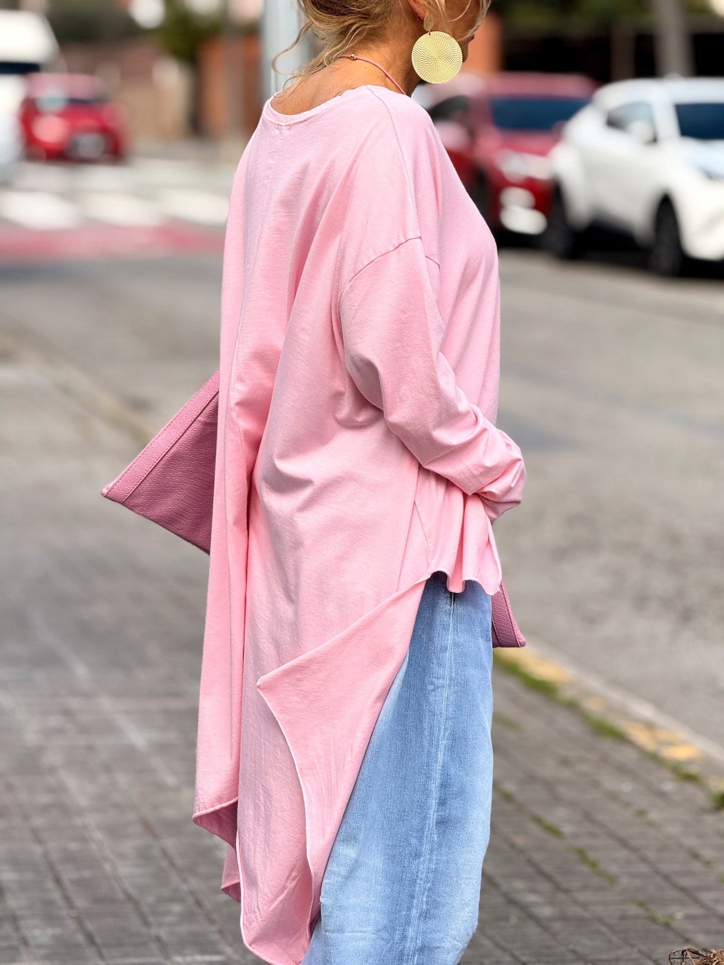 CAMISETA OVERSIZE ASIMÉTRICA MULTICOLOR