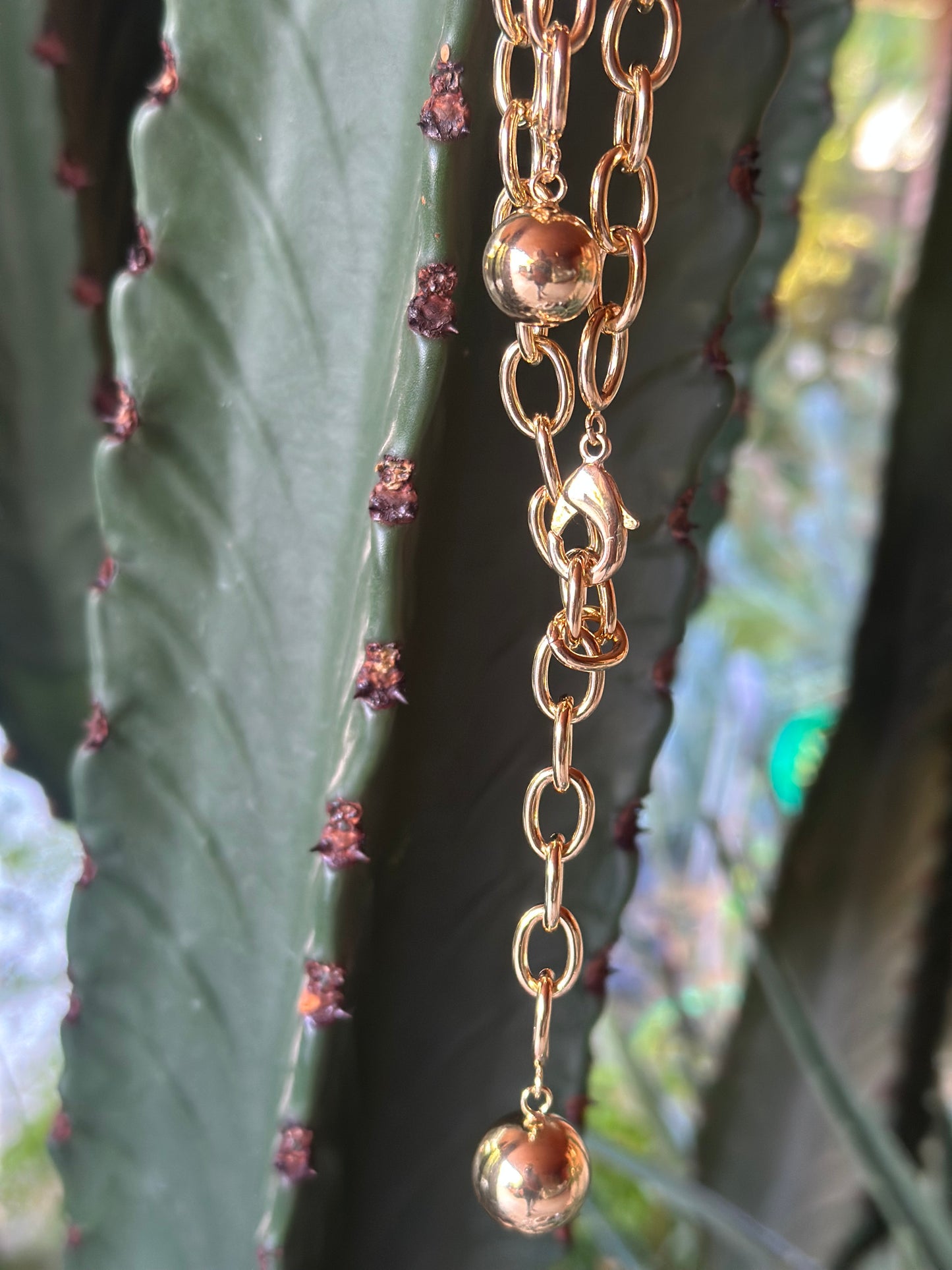 SET COLLAR BOLAS DORADO