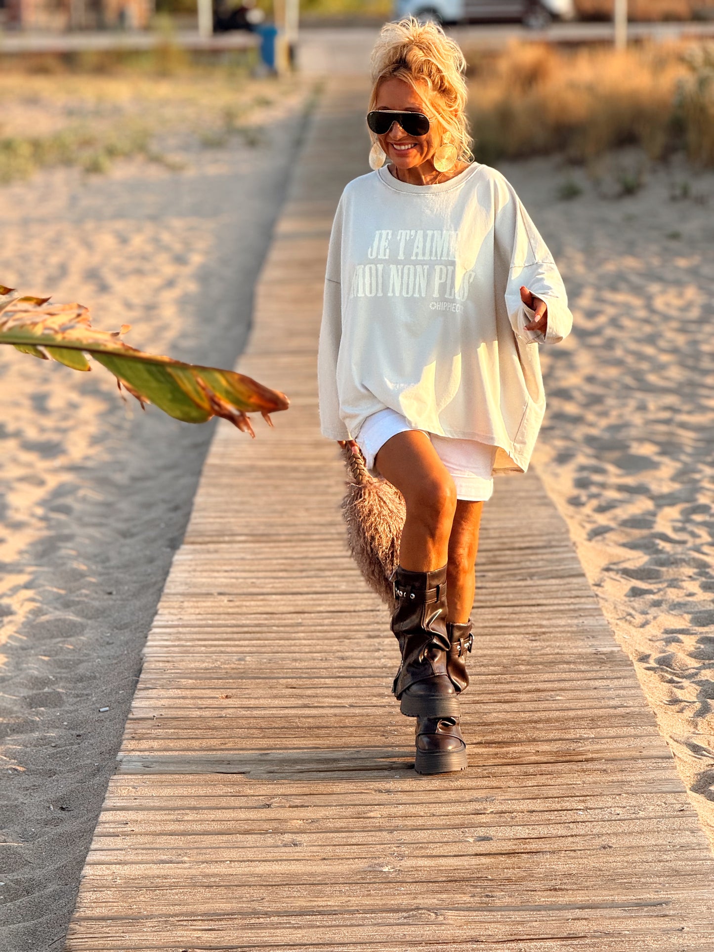 SUDADERA OVERSIZE JE T’AIME MOI NON PLUS MULTICOLOR