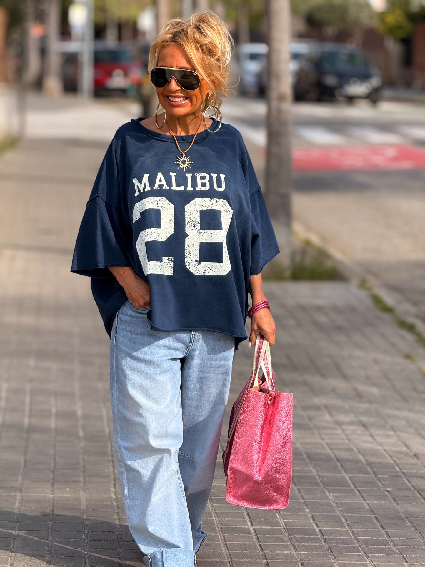 CAMISETA SUPER OVERSIZE DESGASTADA MALIBU MULTICOLOR
