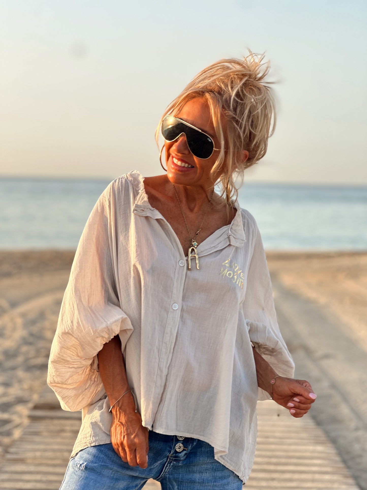 BLUSA OVERSIZE LOVE MOJITO BEIGE