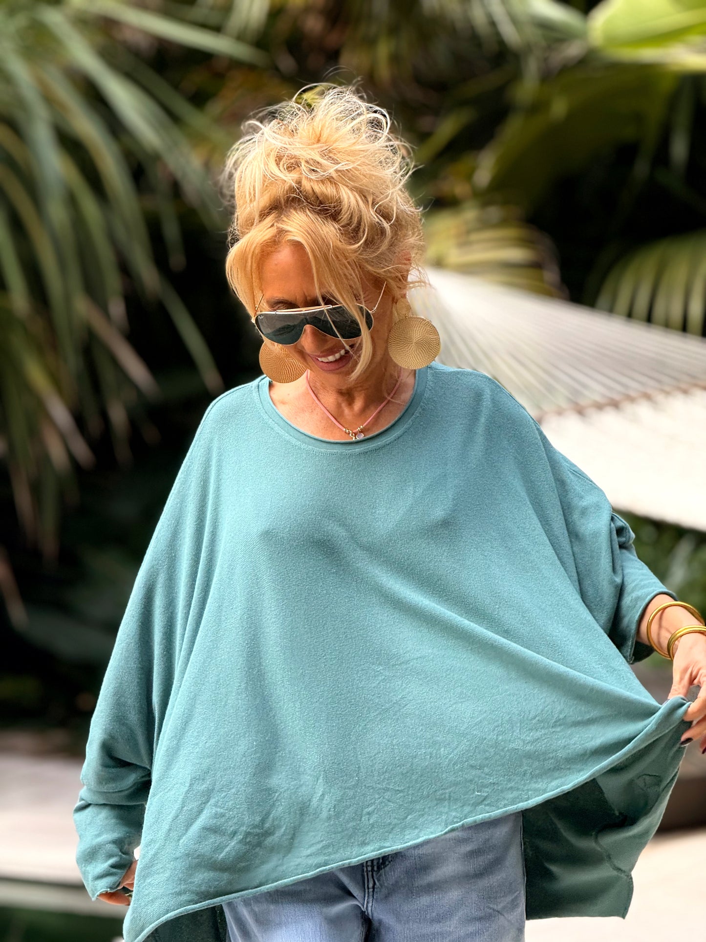 CAMISETA DESGASTADA SUPER OVERSIZE DANI MULTICOLOR