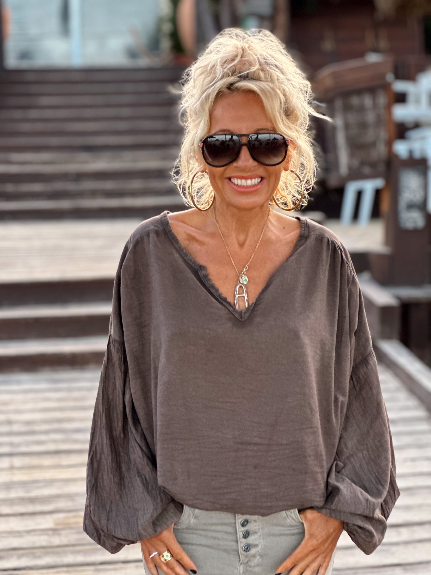 CAMISETA LUPA MARRÓN