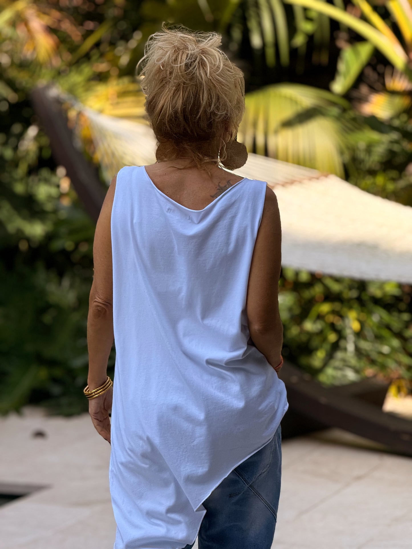 TOP ASIMÉTRICO MULTICOLOR