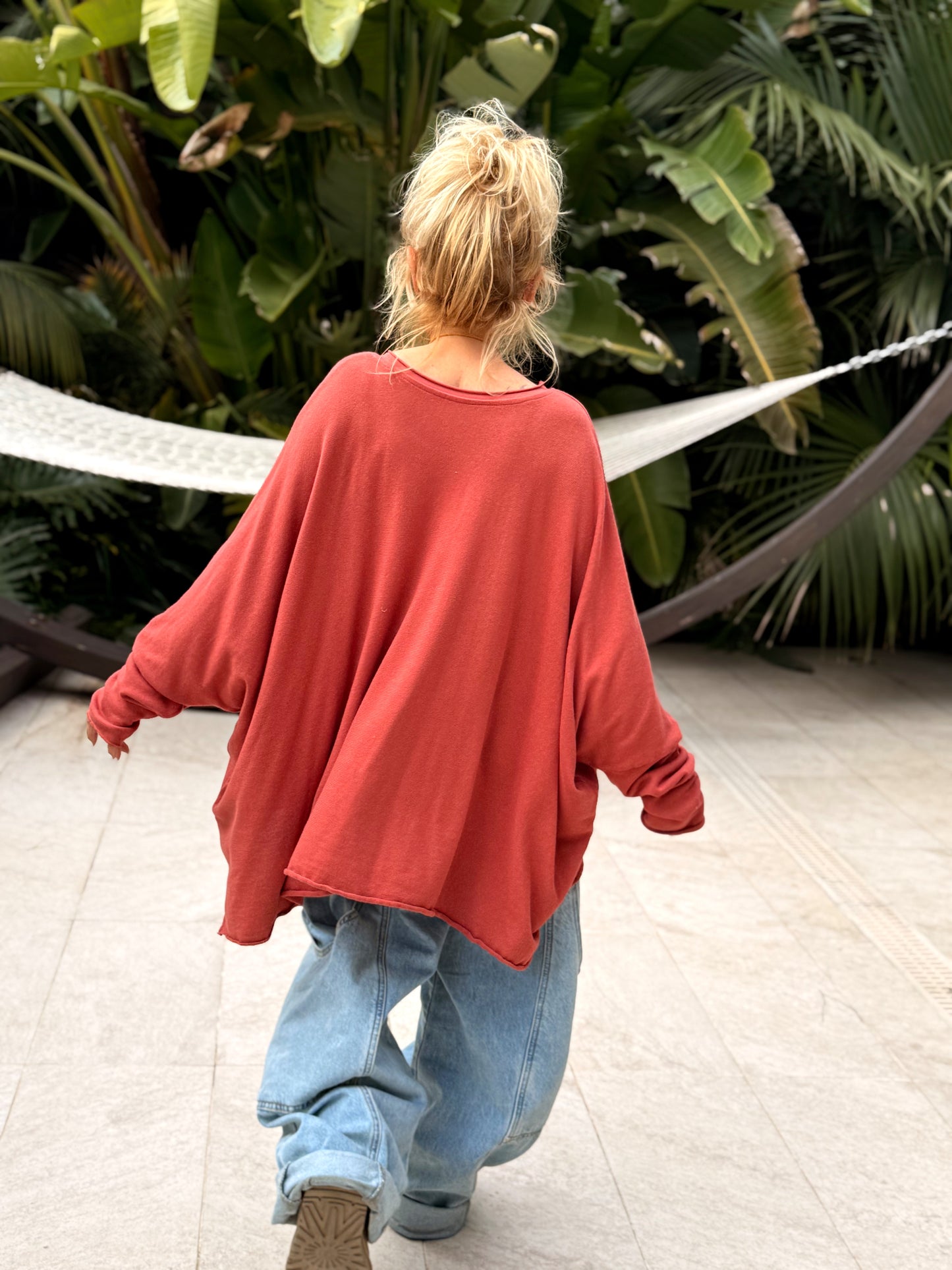 CAMISETA DESGASTADA SUPER OVERSIZE DANI MULTICOLOR