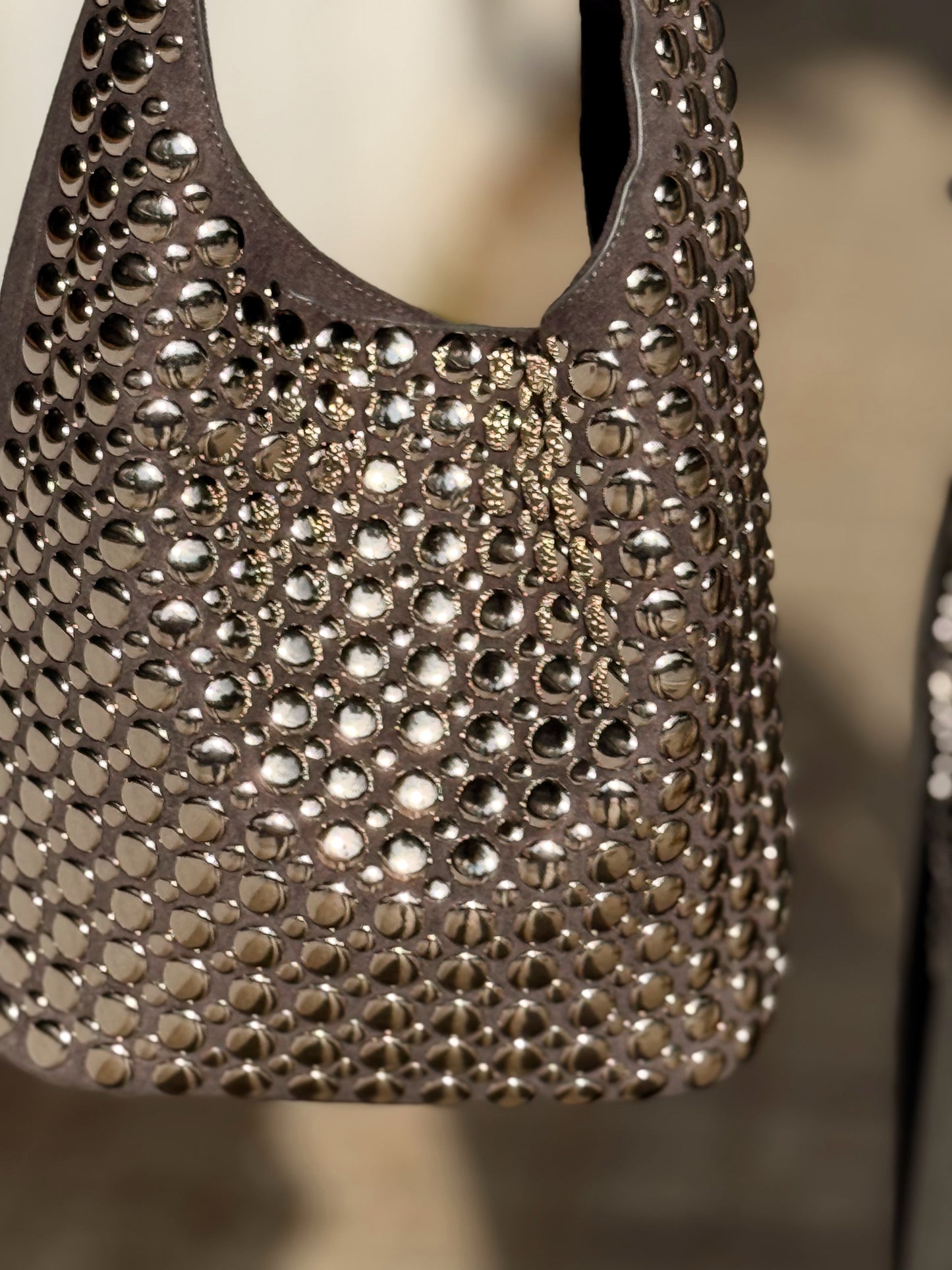 BOLSO TACHAS MULTICOLOR