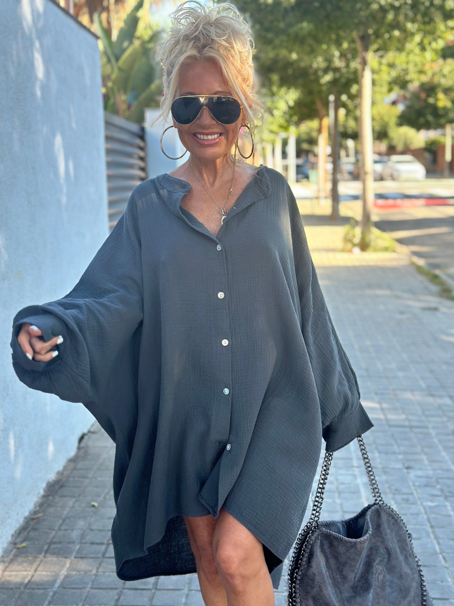 CAMISA OVERSIZE PANAL GRIS