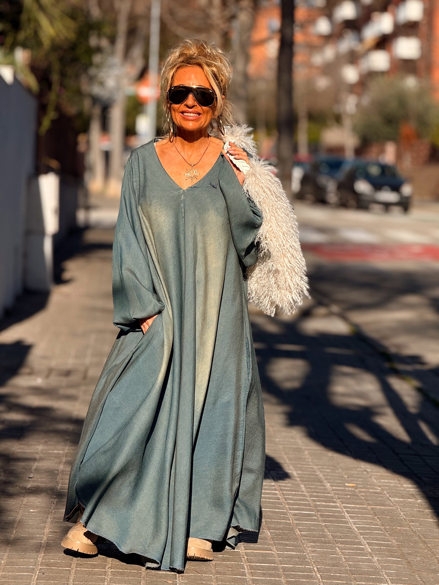 VESTIDO LARGO OVERSIZE TEJANO DESGASTADO