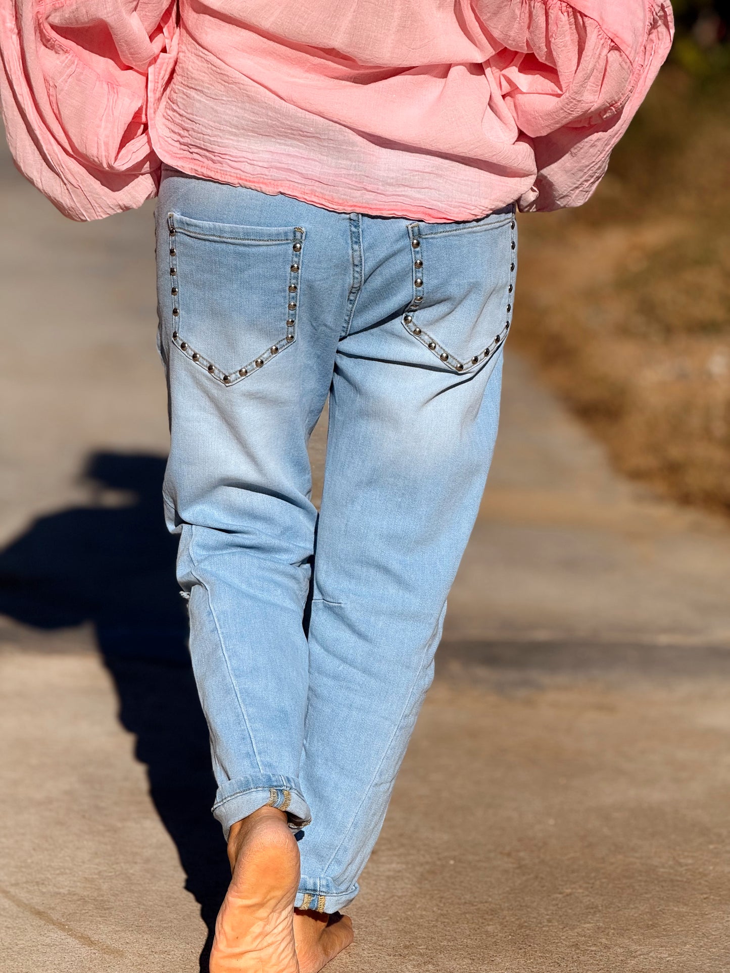 JEANS VAQUEROS CON TACHAS TEJANO