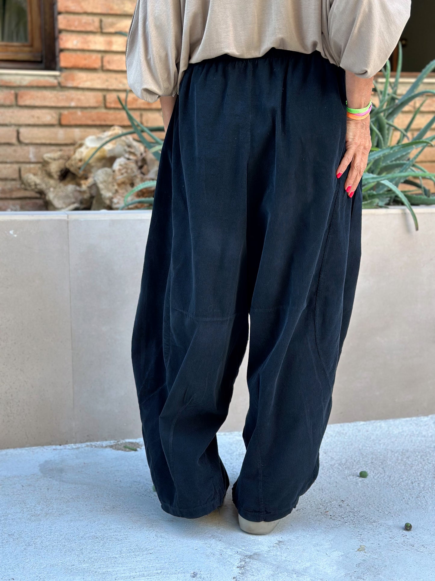 PANTALON DE PANA MIA NEGRO