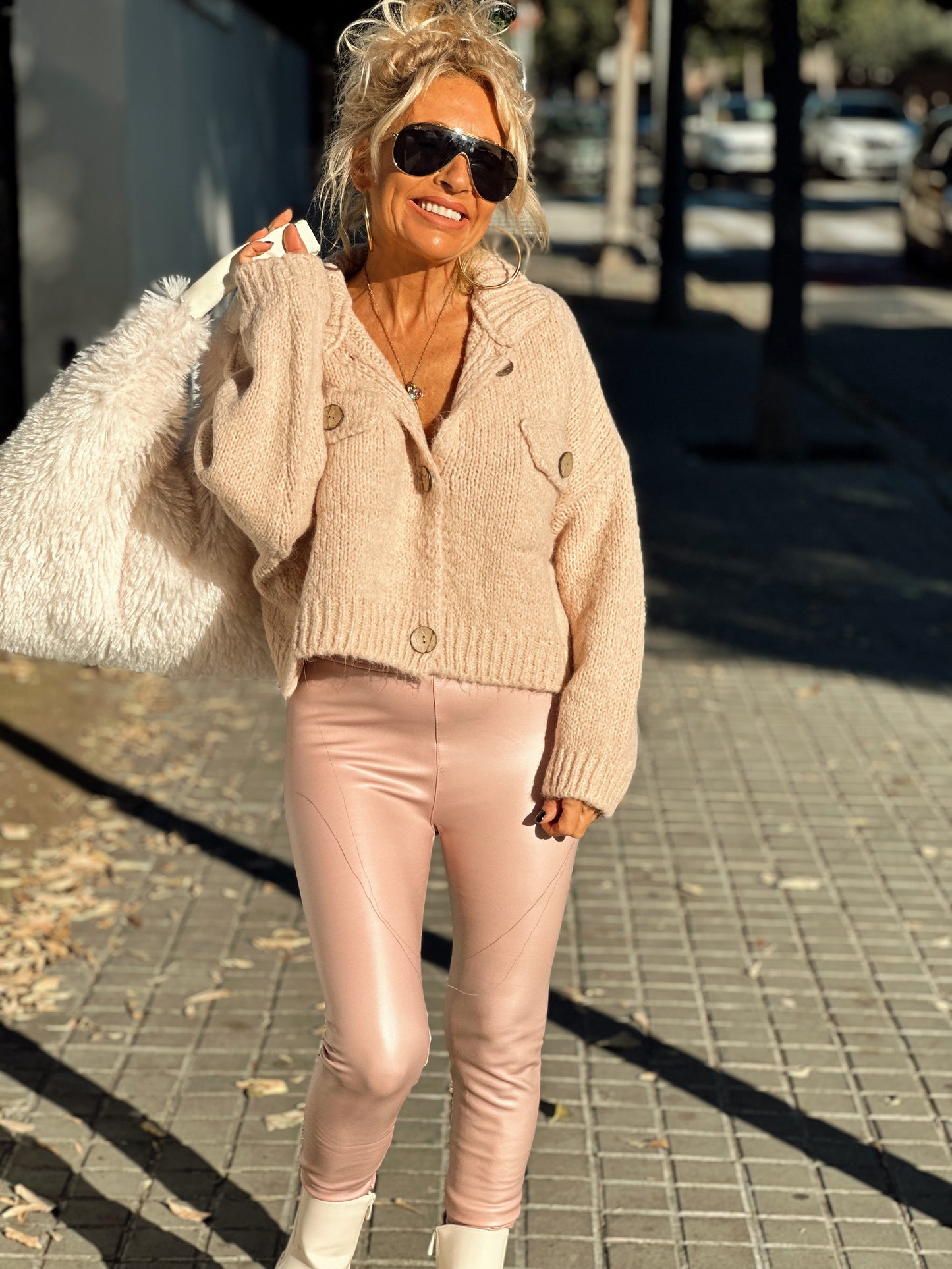 CHAQUETA DE PUNTO CROP-TOP ROSA