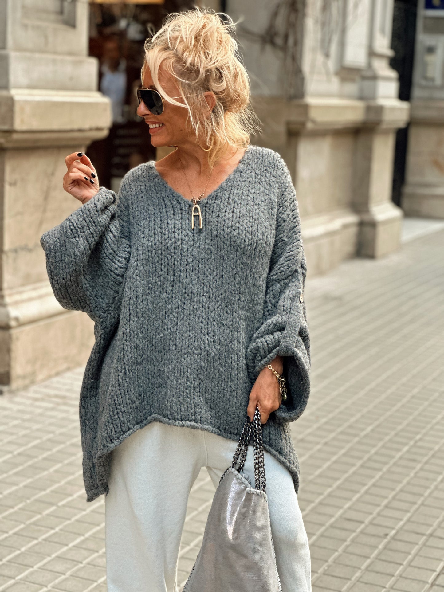 JERSEY DE PUNTO OVERSIZE LOUIS GRIS