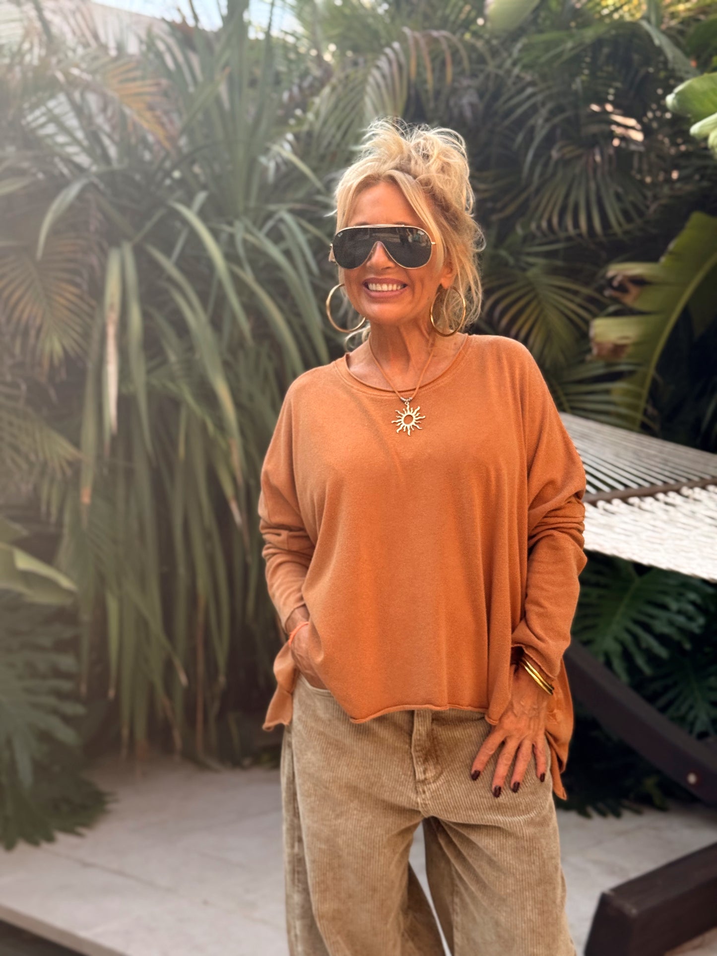 CAMISETA DESGASTADA OVERSIZE DANI MULTICOLOR