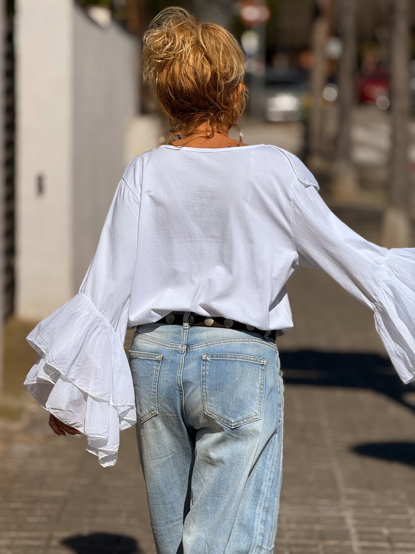 BLUSA VOLANTE MULTICOLOR