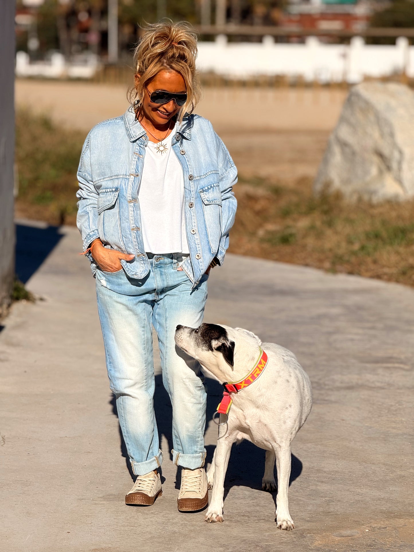 CAZADORA VAQUEROS CON BOLSILLOS TEJANO