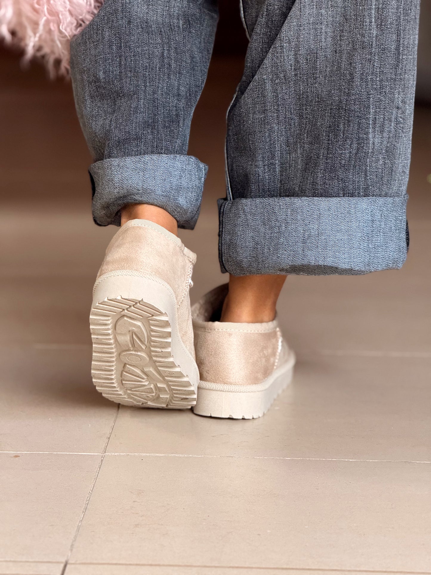 BOTAS MINI UGHY CRUDO