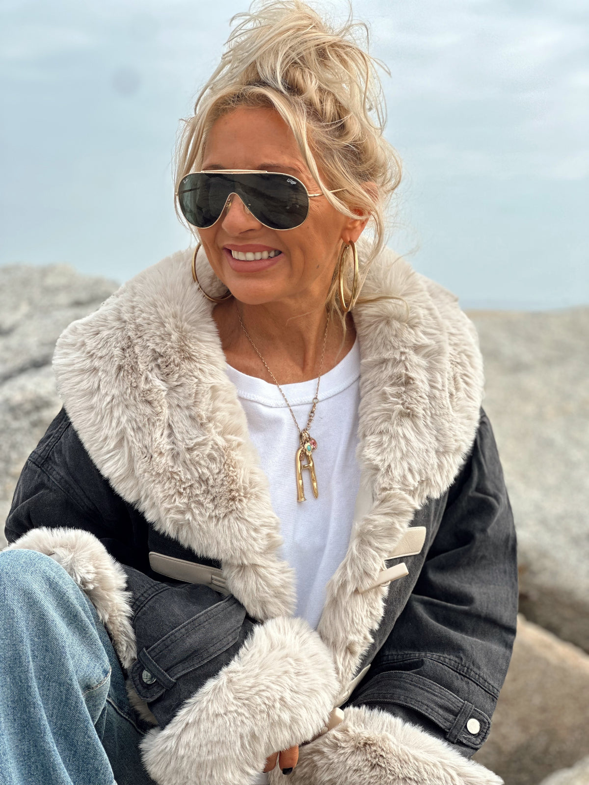 CHAQUETA MAGUY VAQUERO-PELO SINTÉTICO GRIS