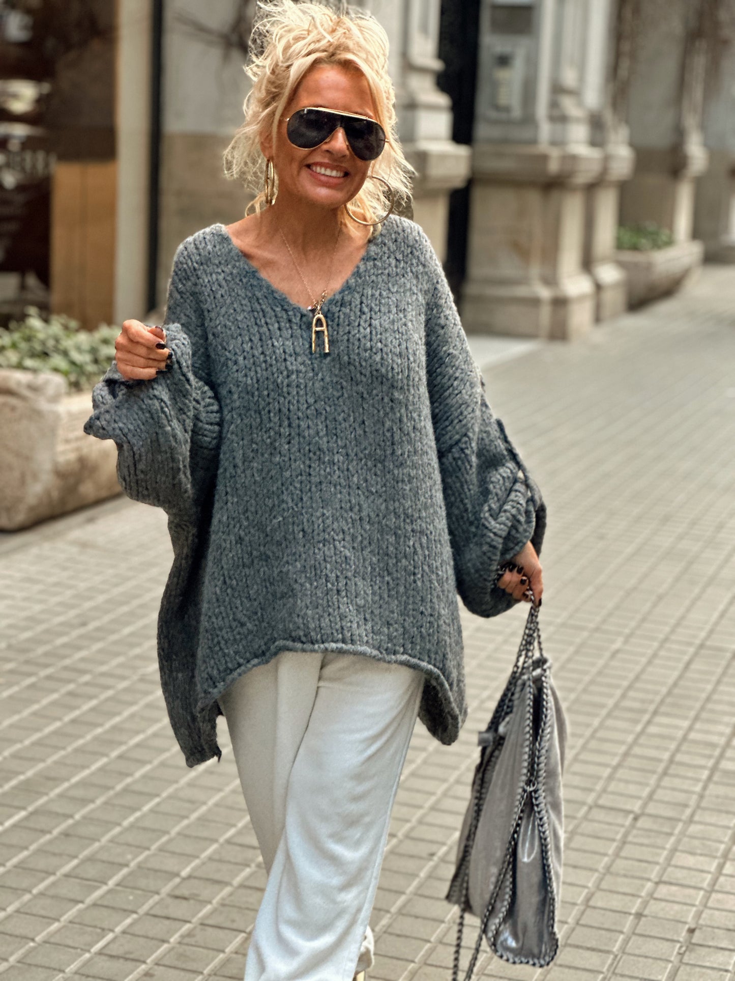 JERSEY DE PUNTO OVERSIZE LOUIS GRIS