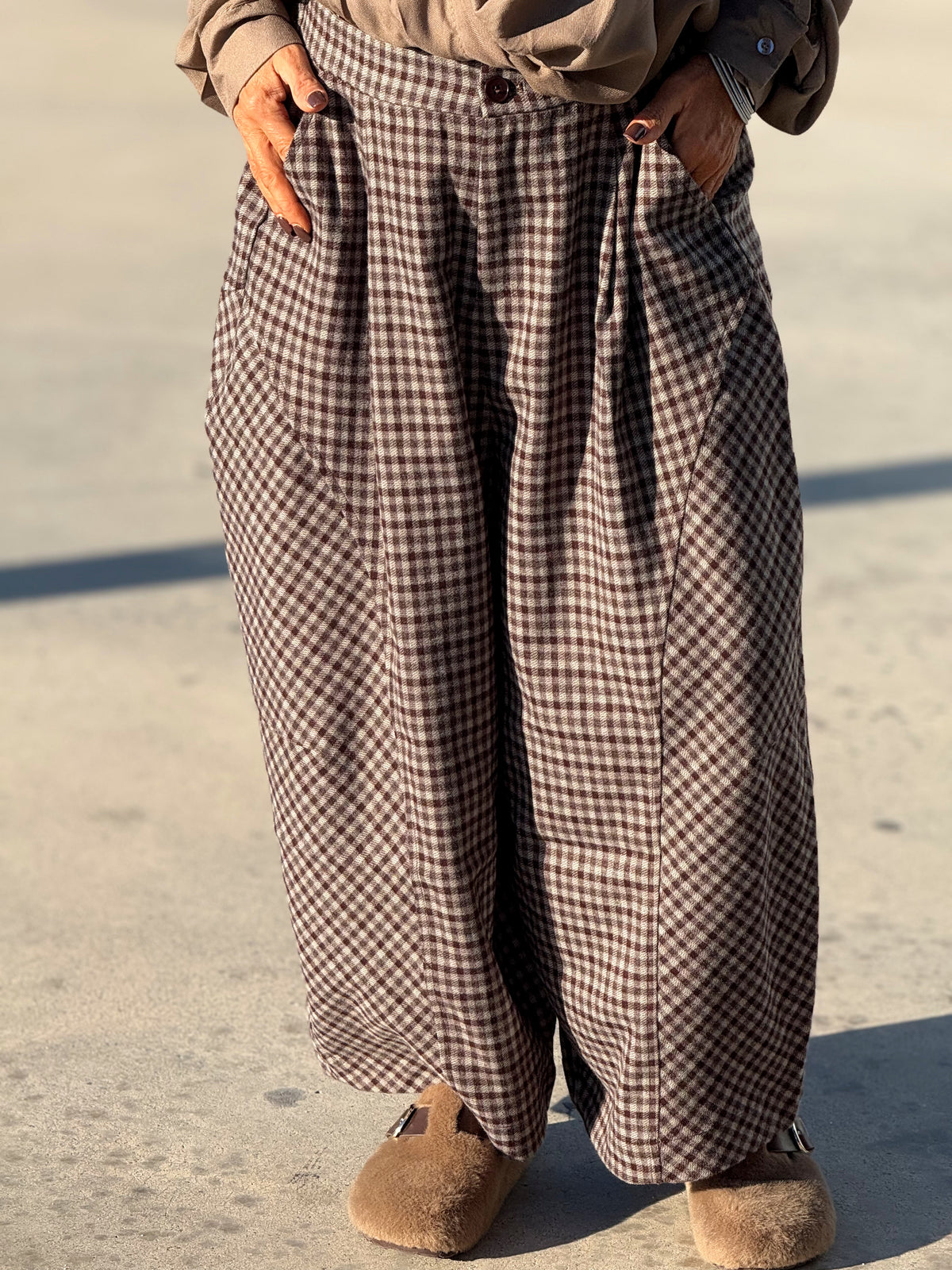 PANTALON OVERSIZE CUADROS LILIANA MARRÓN
