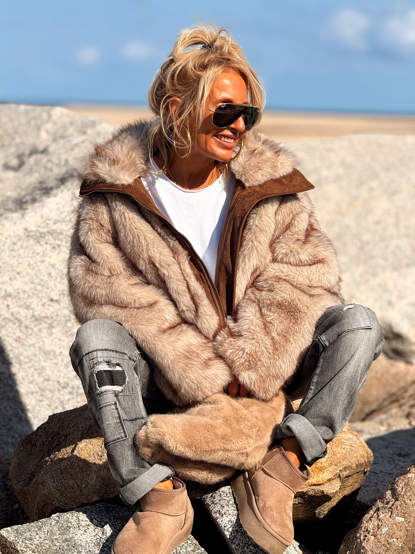 CHAQUETA GAMUZA DE PELO SINTÉTICO REVERSIBLE MARRON