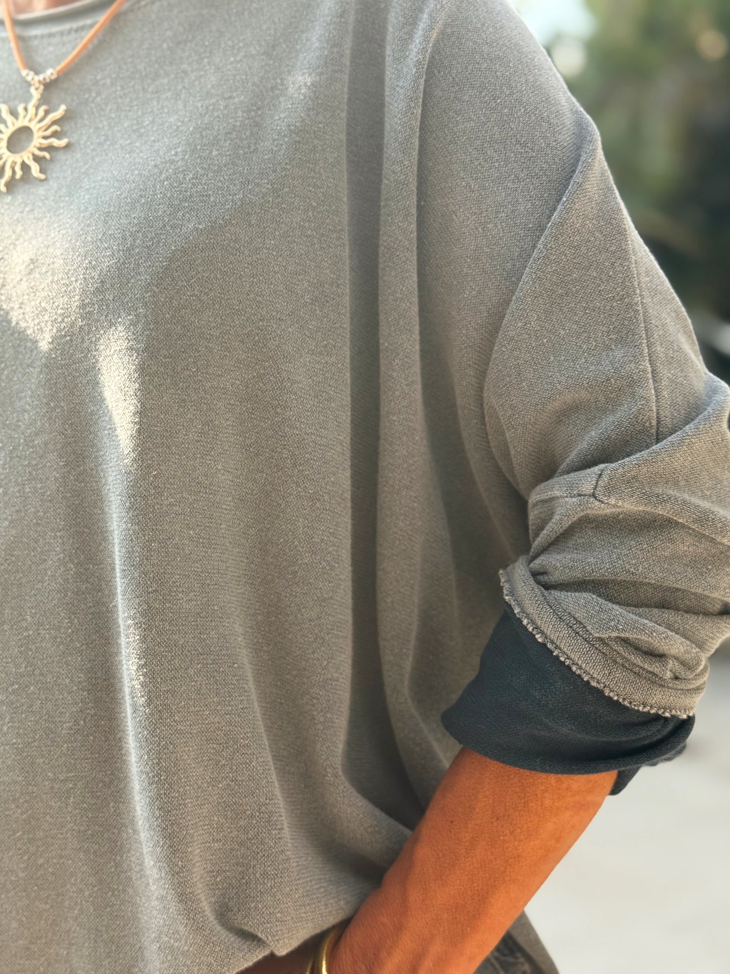 CAMISETA DESGASTADA OVERSIZE DANI MULTICOLOR