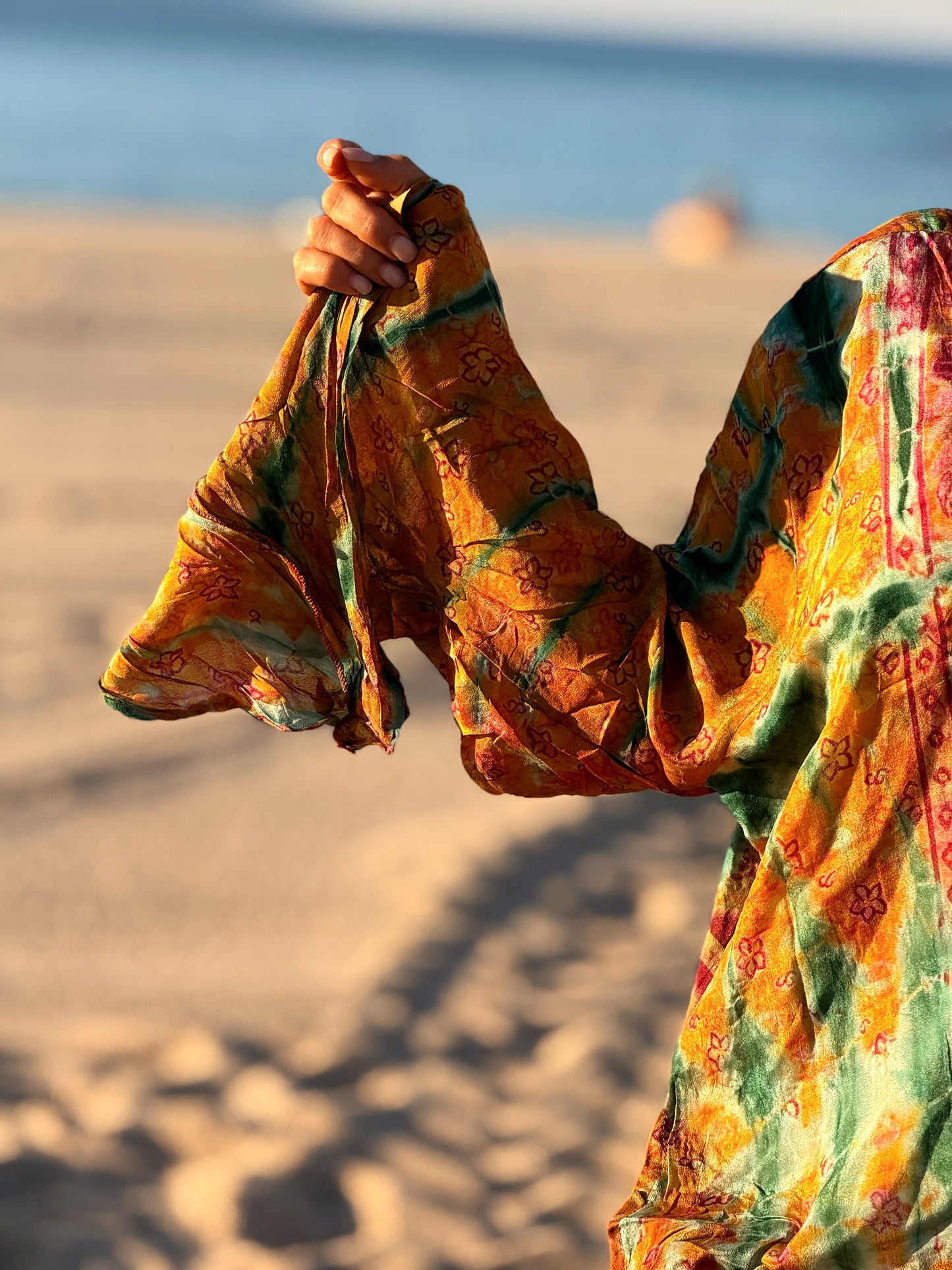 KIMONO CORTO ESTAMPADO MANGA LARGA CREPE DE SEDA MULTICOLOR