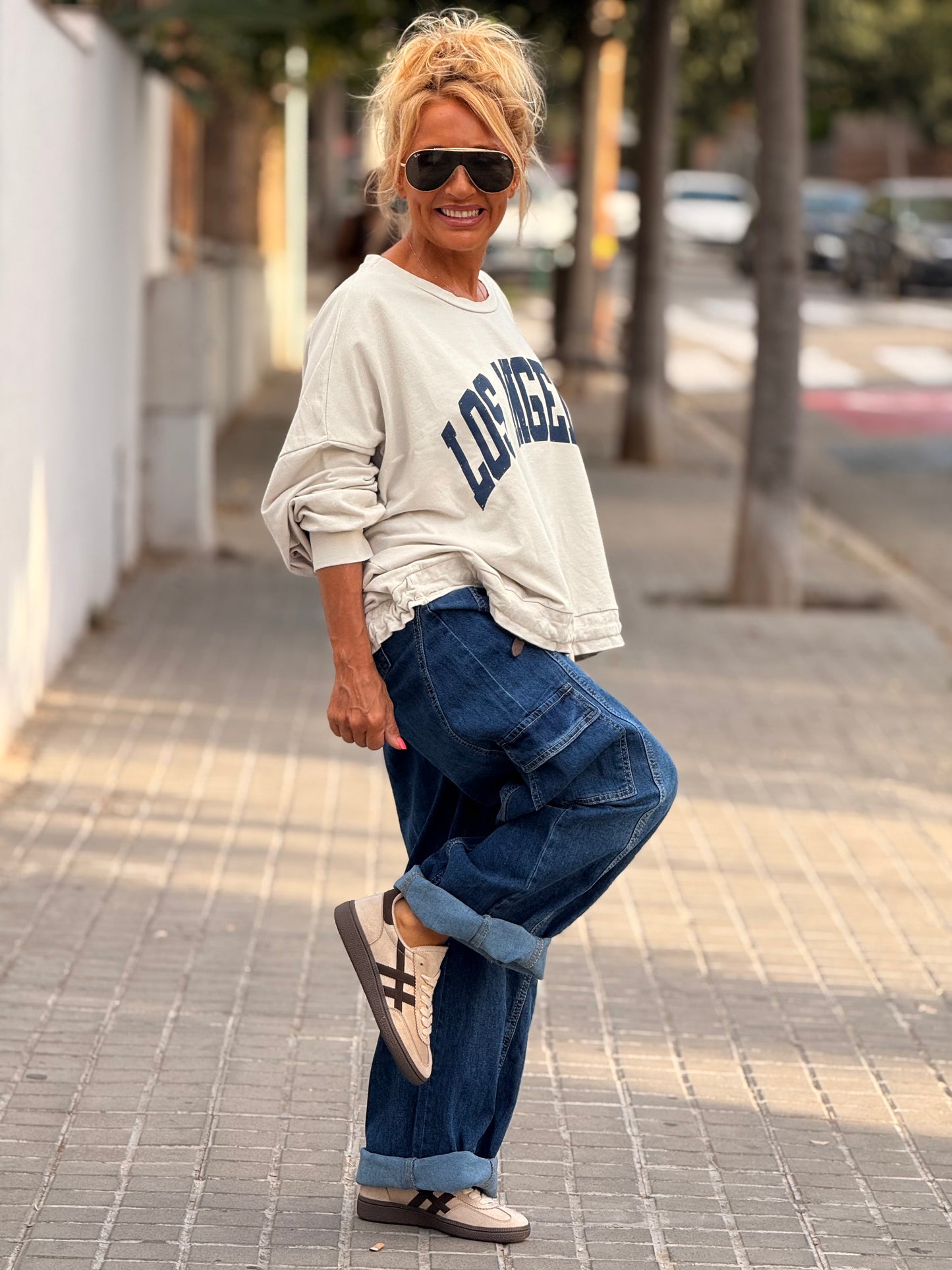JEANS VAQUEROS CON BOLSILLO Y CINTURÓN 826125JC TEJANO