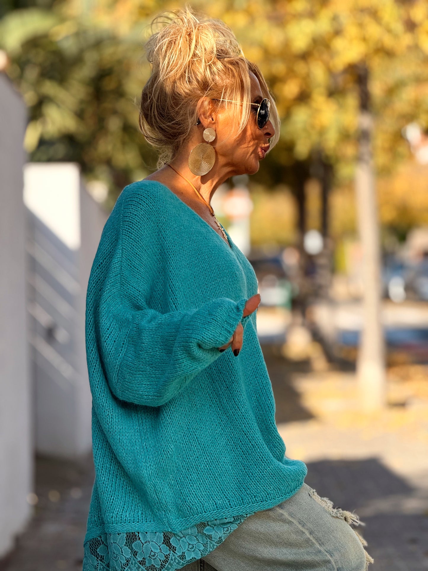 JERSEY SUPER OVERSIZE ASIMÉTRICO CON LENCERO MULTICOLOR