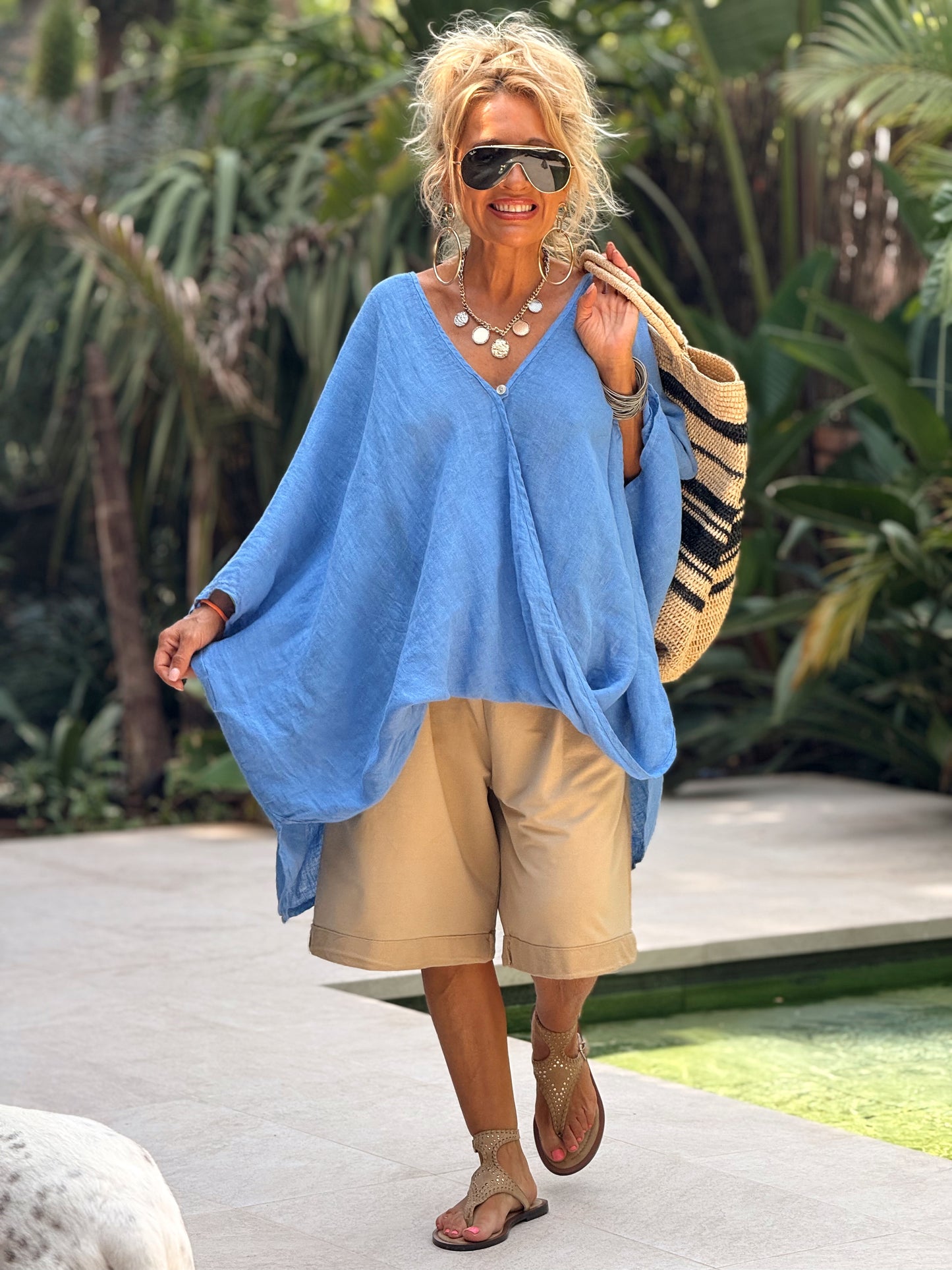 BERMUDA TACHAS CON CINTURÓN CAMEL