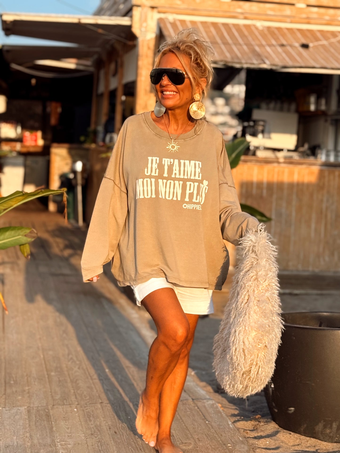 SUDADERA OVERSIZE JE T’AIME MOI NON PLUS MULTICOLOR