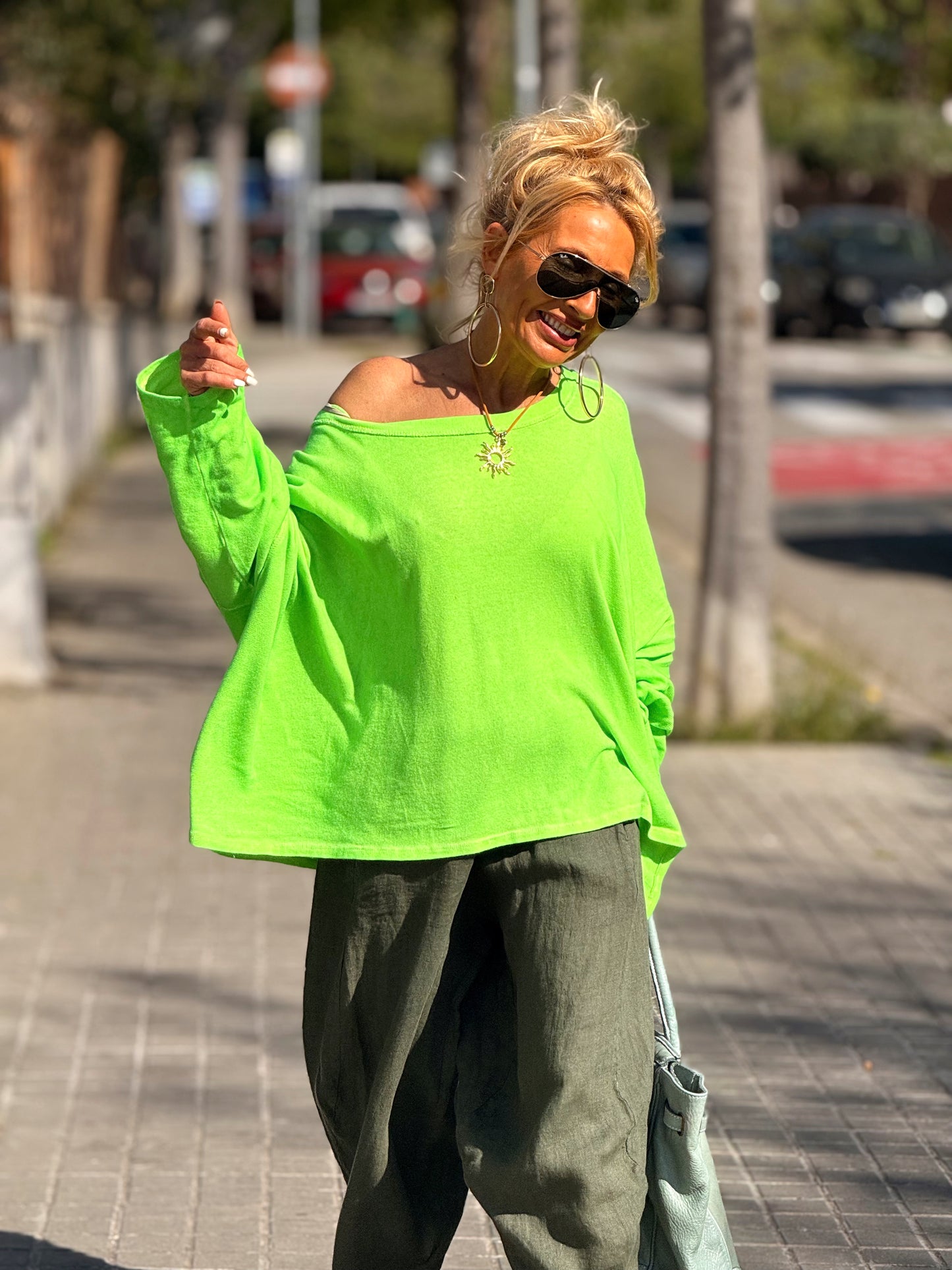 CAMISETA SUPER OVERSIZE SHILA NÉON MULTICOLOR