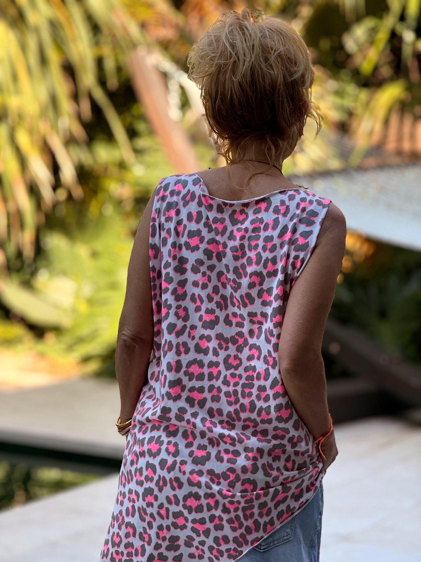 TOP ASIMÉTRICO ANIMAL PRINT