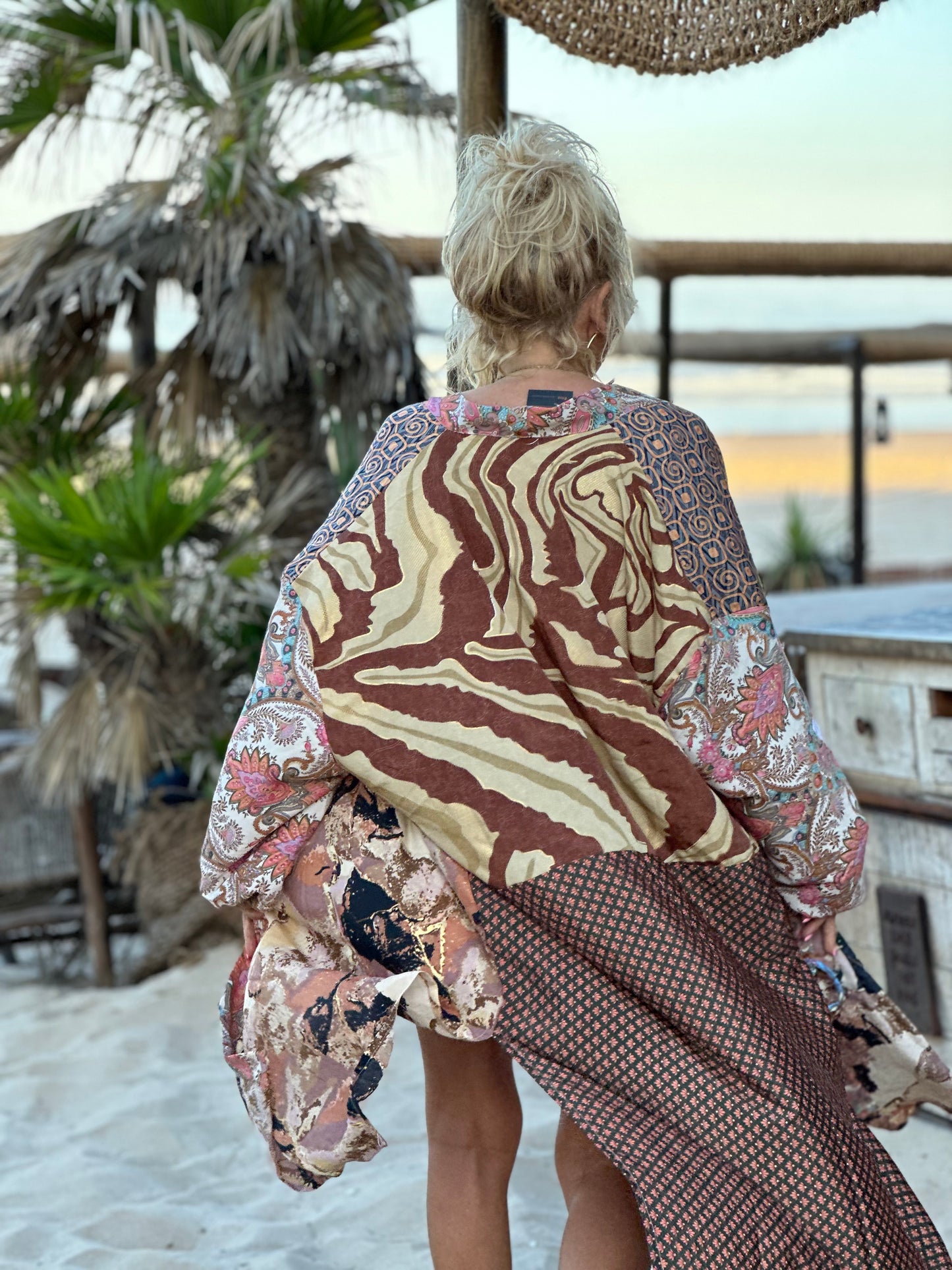 KIMONO ESTAMPADO MANGA ELÁSTICA MULTICOLOR