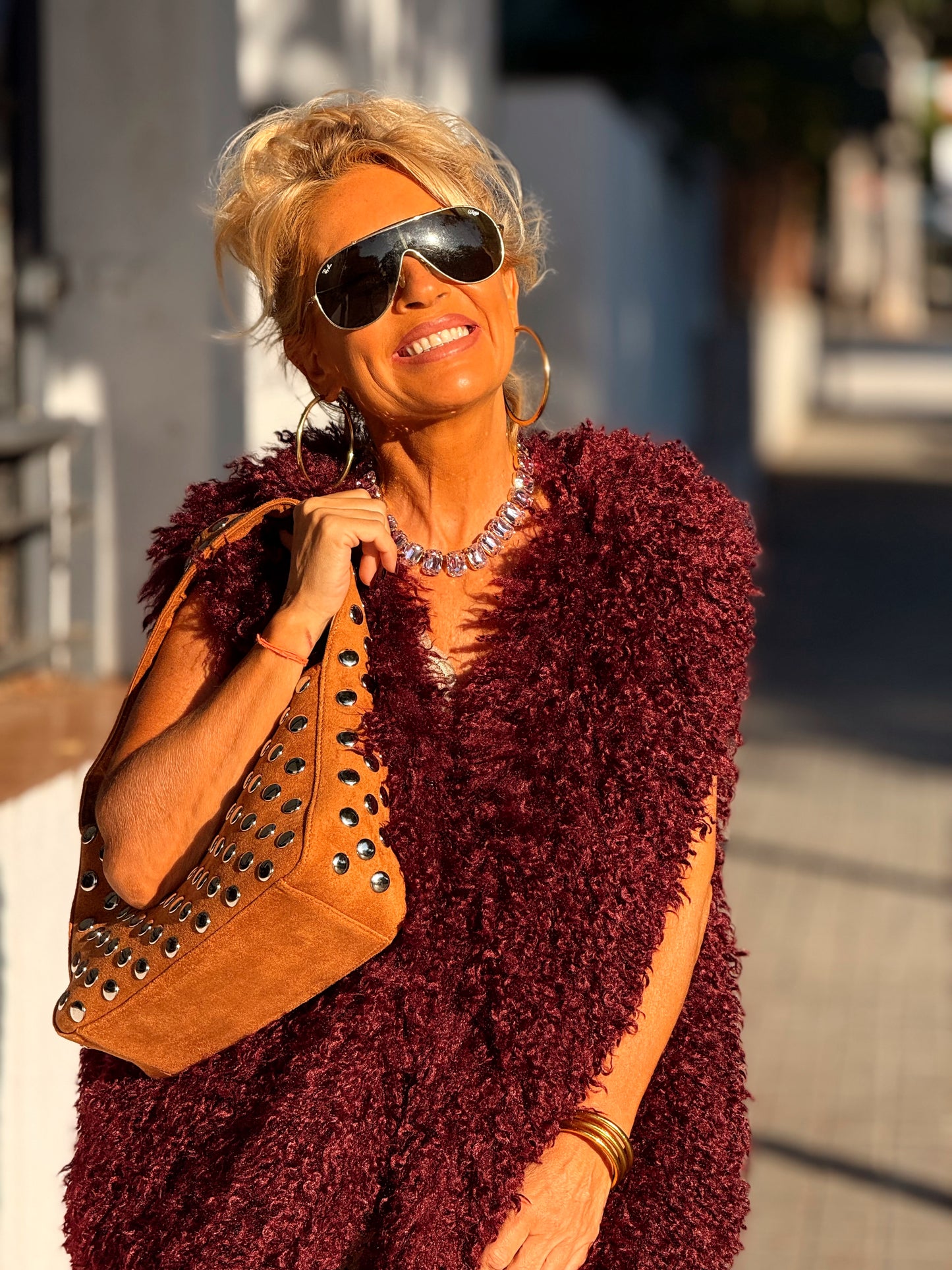 BOLSO TACHAS MALTA CAMEL